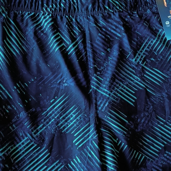 Speedo Men's TECH VOLLEY Swim Trunks New Size XL - Picture 2 of 2